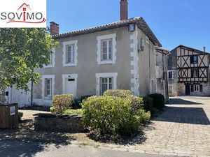 Vente maison 5 pièces 104 m² à Manot (16500)  93 500 €