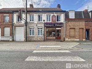 Immeuble T5 près de SAILLY SUR LA LYS à vendre