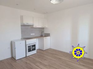 Location appartement 2 pièces 36 m² à Sigean (11130)  510 €