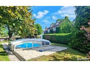 Vente maison 7 pièces 160 m² Champagnac (15350)