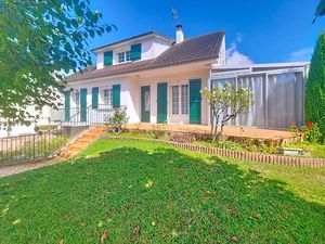 Maison T7 près de MORANCEZ à vendre