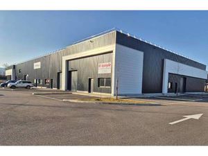 Local d'activités à vendre