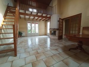 À vendre Maison de plain-pied avec véranda  garage et jardin sans vis-à-vis 5 pièces NIORT