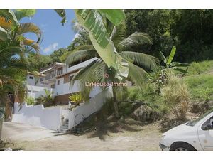 Vente immeuble 10 pièces 180 m² à Sainte Anne (97227)  680 000 €