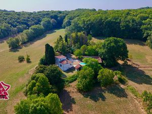 Maison/villa haut de gamme à Hautefage-la-tour