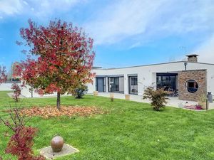 Vente villa 6 pièces 150.08 m² à Yzeure (03400)  380 000 €