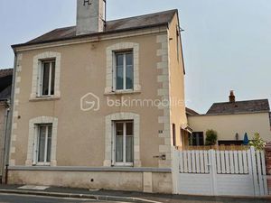 Maison de village de 108 04 m² à Reugny