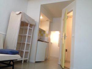 Location meublée appartement 1 pièce 16 m² à Auch (32000)  260 €