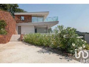 Vente Appartement 4 pièces Bord de Mer aux Adrets-de-l'Estérel (83600) : à vendre 4 pièces