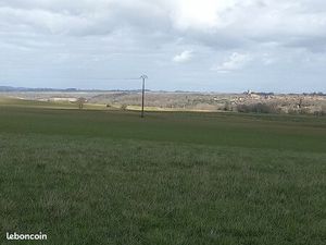 Terrain 1950 m² Monfort