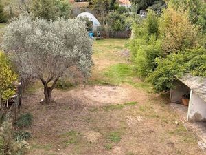 Maison de village grand garage et Jardin 380m2