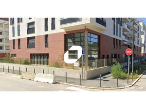 Local commercial 145 m²