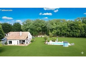 Maison 8 pièces 220 m²