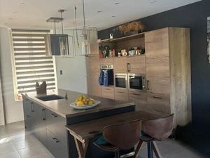 Maison 7 pièces 195 m²