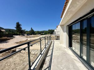 Vente maison 4 pièces 87 m² Roquefort-la-Bédoule (13830)