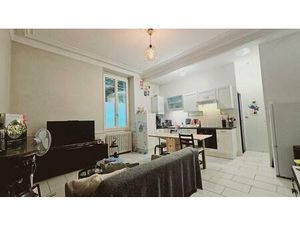 BOURGES CENTRE APPARTEMENT 50M² 3 PIECES PARKING