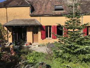 Location meublée maison 3 pièces 120 m² à La Postolle (89260)  760 €