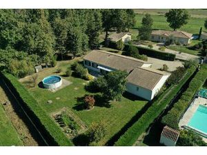 82100  Labastide du Temple. Proche de Montauban .Maison de 120 m²  3/4 Chambres