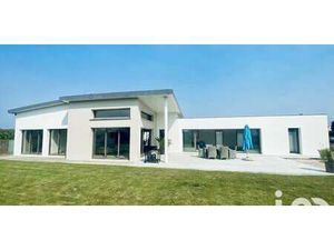 Maison avec piscine et terrasse Saint-Divy (29)