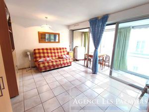 Vente appartement 1 pièces 23m2 Le Lavandou 83980 - 130000 € - Surface Privée