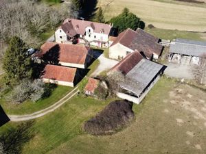 Vente maison 8 pièces 250 m² à Sarlat-la-caneda (24200)  699 000 €