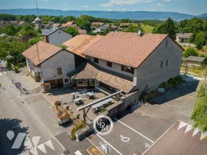 Vente locaux professionnels à Clarafond-Arcine (74270)  577 000 €