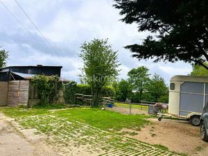 Maison en pierre de 125 m² à Saint-Germain-En-Cogles