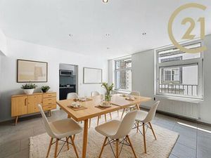 Appartement en vente à Rue du Marché 6 2  Fosses-la-ville  Belgique | CENTURY 21®