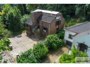 VENDU Maison d'architecte à rénover à Wépion