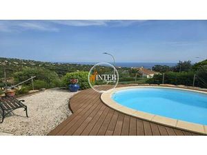 Les Issambres A Vendre Villa Vue Mer Avec Piscine