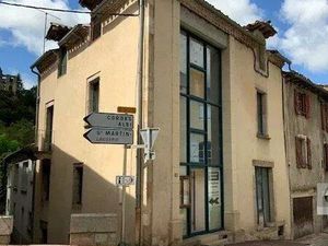 Immeuble de bureau au centre ville.