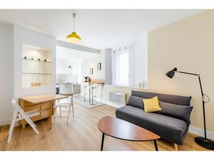 Location meublée appartement 2 pièces 36 m² à Marseille 1er (13001)  870 €