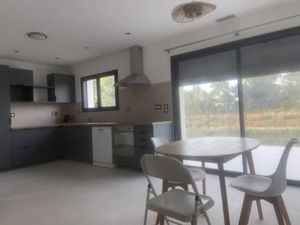 Location meublée maison 4 pièces 85 m² à Montauban (82000)  1 100 €