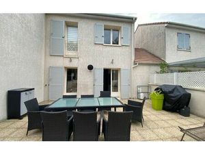 Appartement Courdimanche 61.42 m² T-3 à vendre  262 000 €