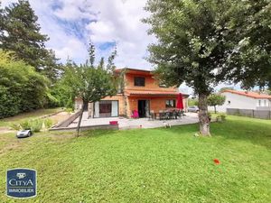 Maison à louer 6 pièces 199.35 m² - Pérignat-lès-Sarliève (63) - 1 850€