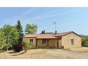 Vente maison 4 pièces 90 m² à Saint-Germain-du-Bel-Air (46310)  190 800 €