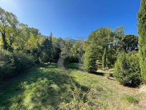 Vente terrain 1962 m² à Buis-les-Baronnies (26170)  155 000 €