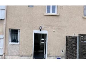 Location maison  m² T-3 à Crouy-sur-Ourcq  800 €