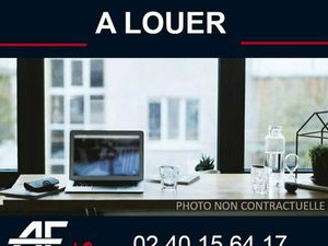 Location Local Professionnel 65m² TRIGNAC 44570