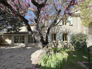 Vente maison 5 pièces 136 m² à Gordes (84220)  573 000 €