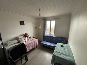 Vente appartement 2 pièces 30.39 m² à Le Bourget (93350)  109 000 €