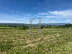 Vente terrain 17508 m² à Bonnieux (84480)  88 000 €