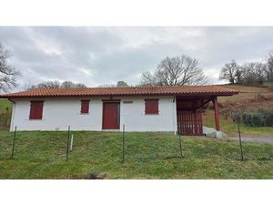 Location maison 3 pièces 70 m² à Saint-Palais (64120)  900 €