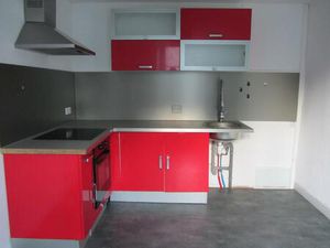 Location Appartement 2 pièces 52m² YDES 15210