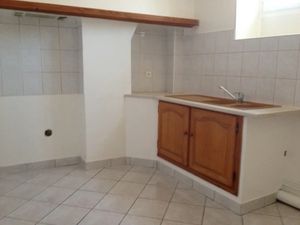 Location appartement 3 pièces 70 m² à Montereau-Fault-Yonne (77130)  880 €