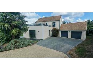 Maison contemporaine avec jardin et terrasse Gazeran (78)