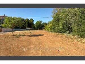 Vente terrain 924 m² Les Arcs (83460)