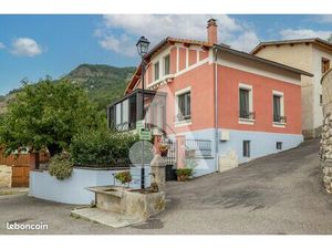 Maison 7 pièces 105 m²