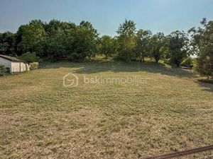 Terrain 2 198 m² Seigy