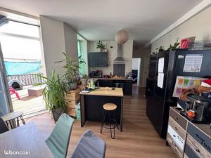 EXCEPTIONNEL Trés bel appartement Dupleix  4 chambres cour  avec parking privé  trés belle